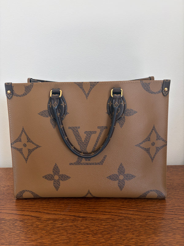 Louis Vuitton OnTheGo MM