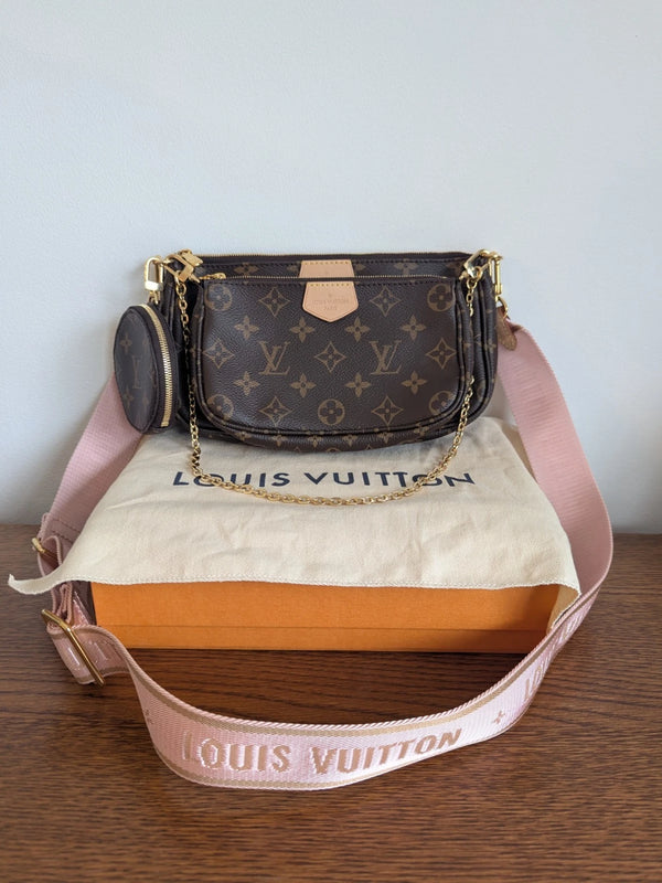 Louis Vuitton Multi Pochette Accessoires Bag Monogram Canvas Rosa Chiaro